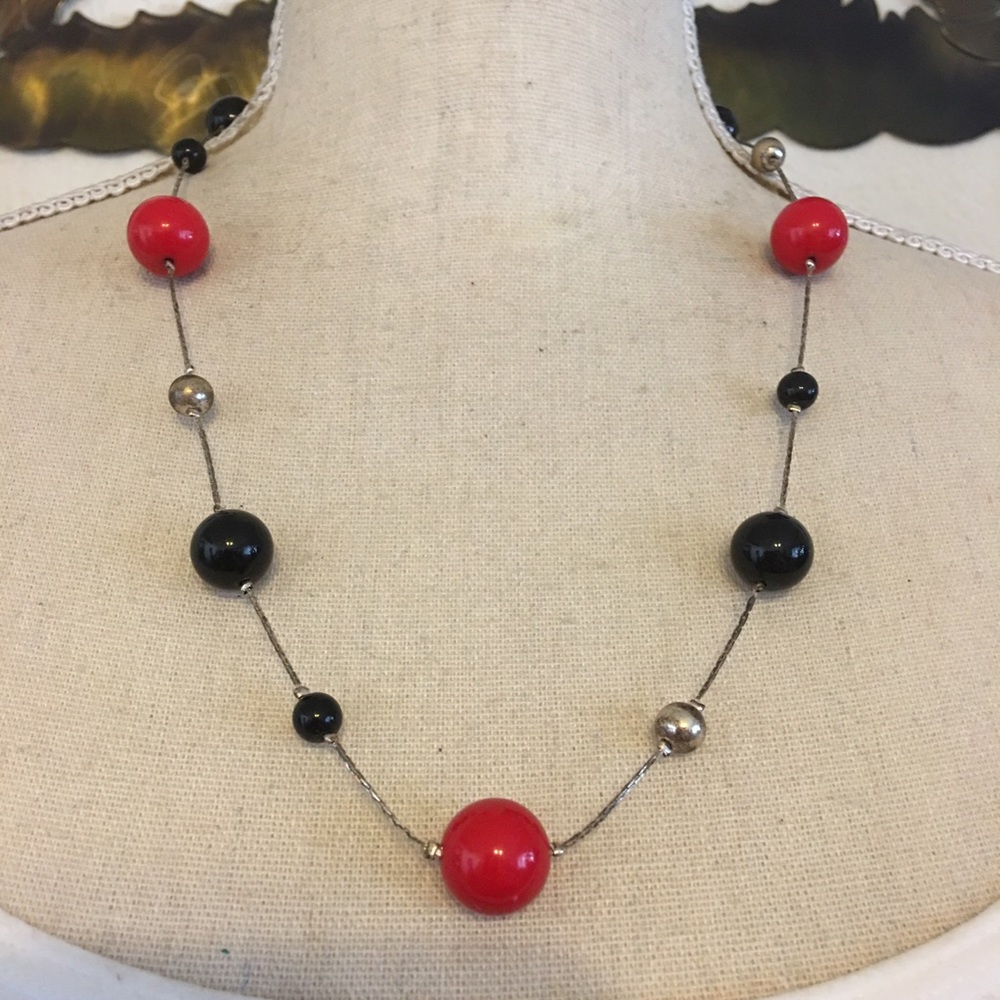 Vintage red black and gold beads on chain necklace